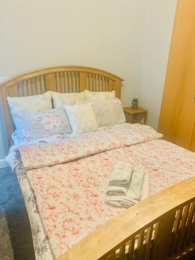 Beautiful In Castle Street, Centre Apartment