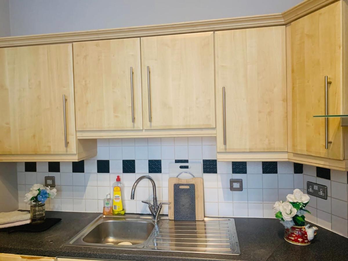 Beautiful In Castle Street, Centre Apartment